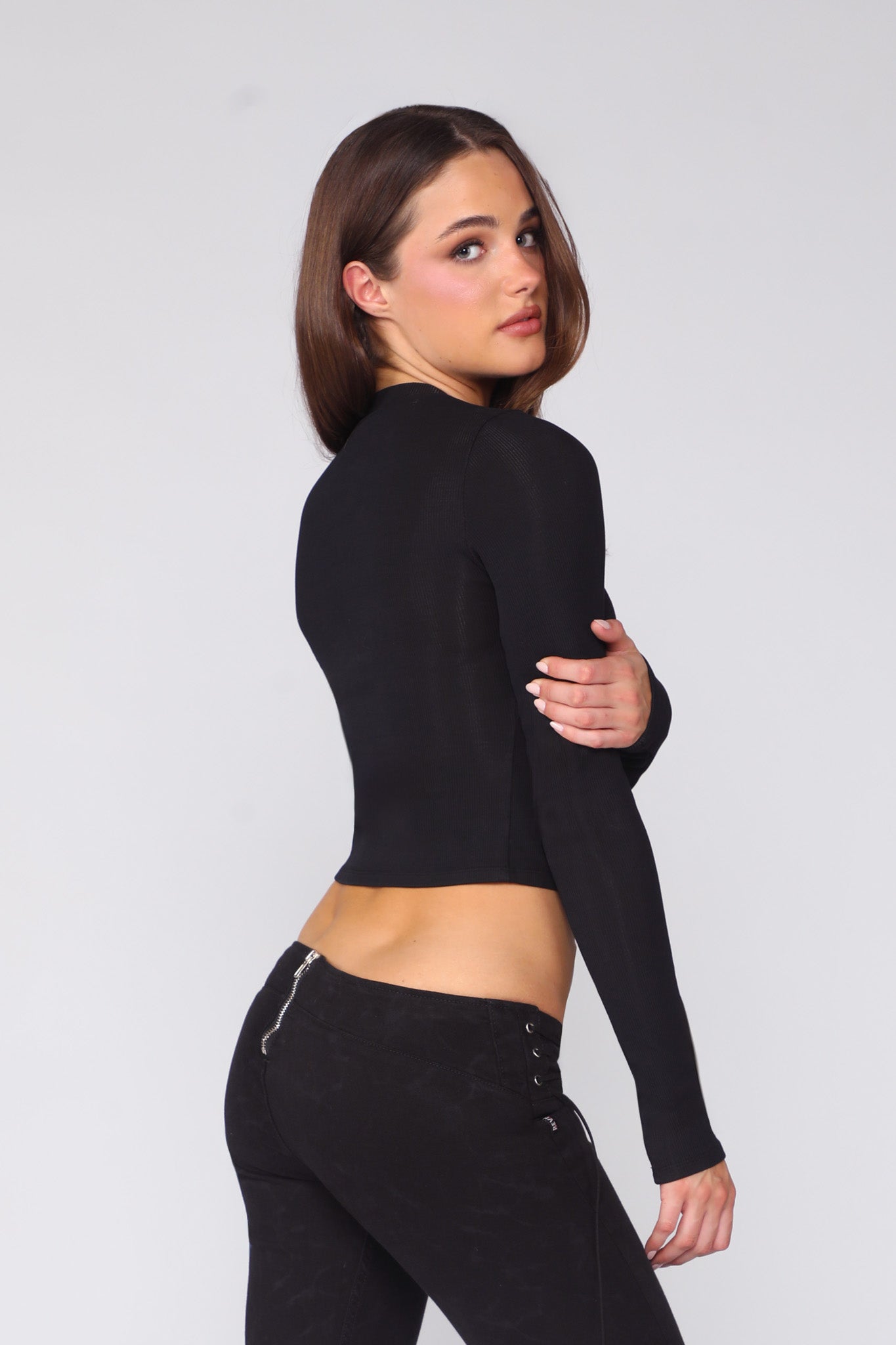 BROADWAY LONG SLEEVE / KISS & TELL